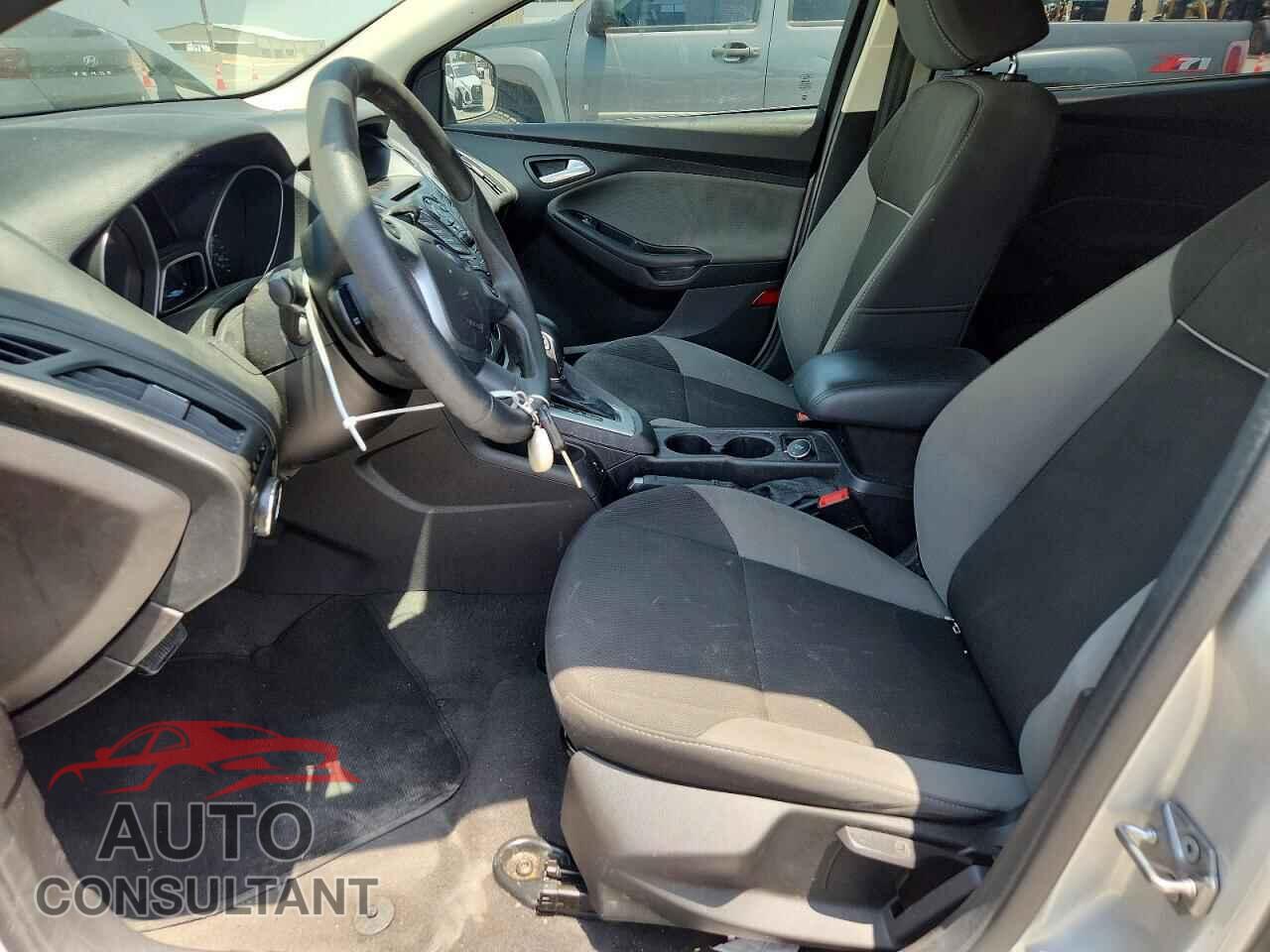 FORD FOCUS 2014 - 1FADP3F28EL318483