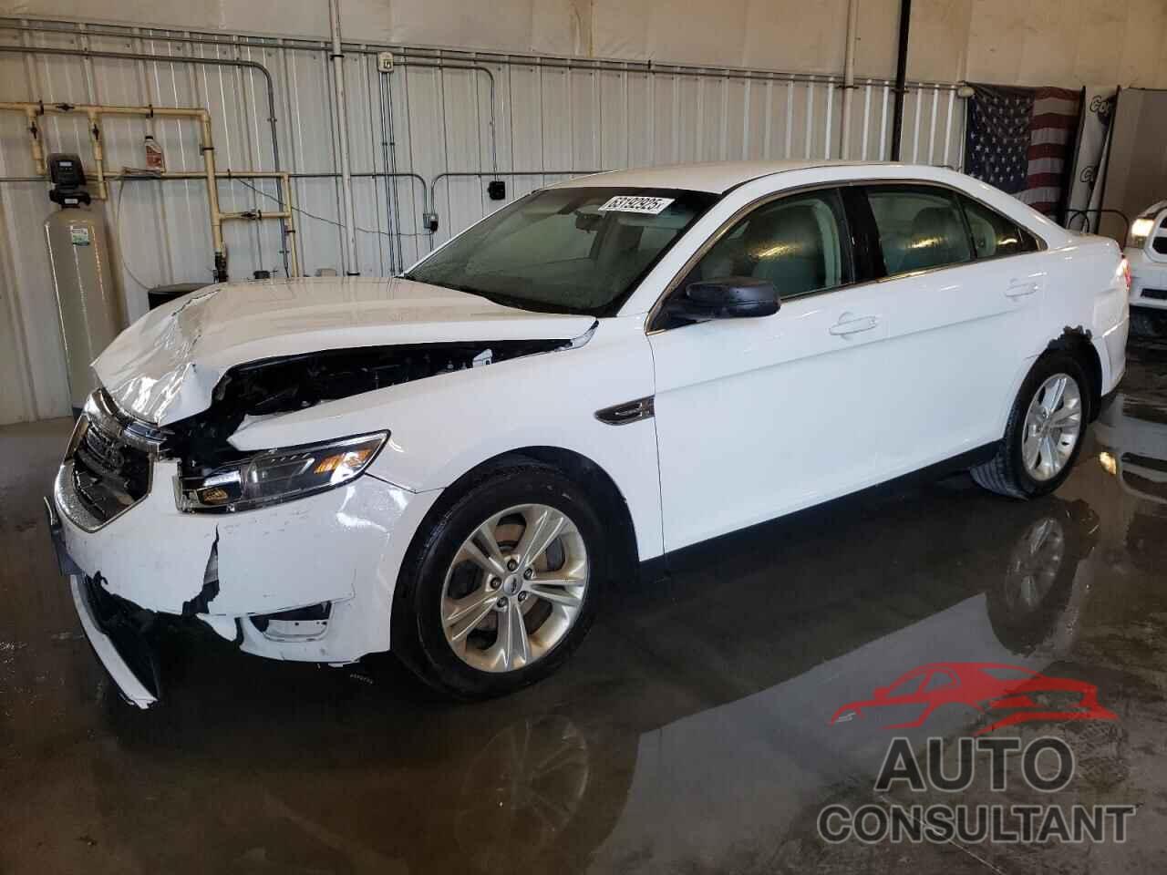 FORD TAURUS 2017 - 1FAHP2D87HG126018