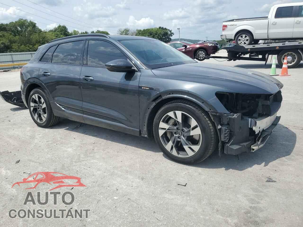AUDI E-TRON 2021 - WA1AAAGE2MB010865