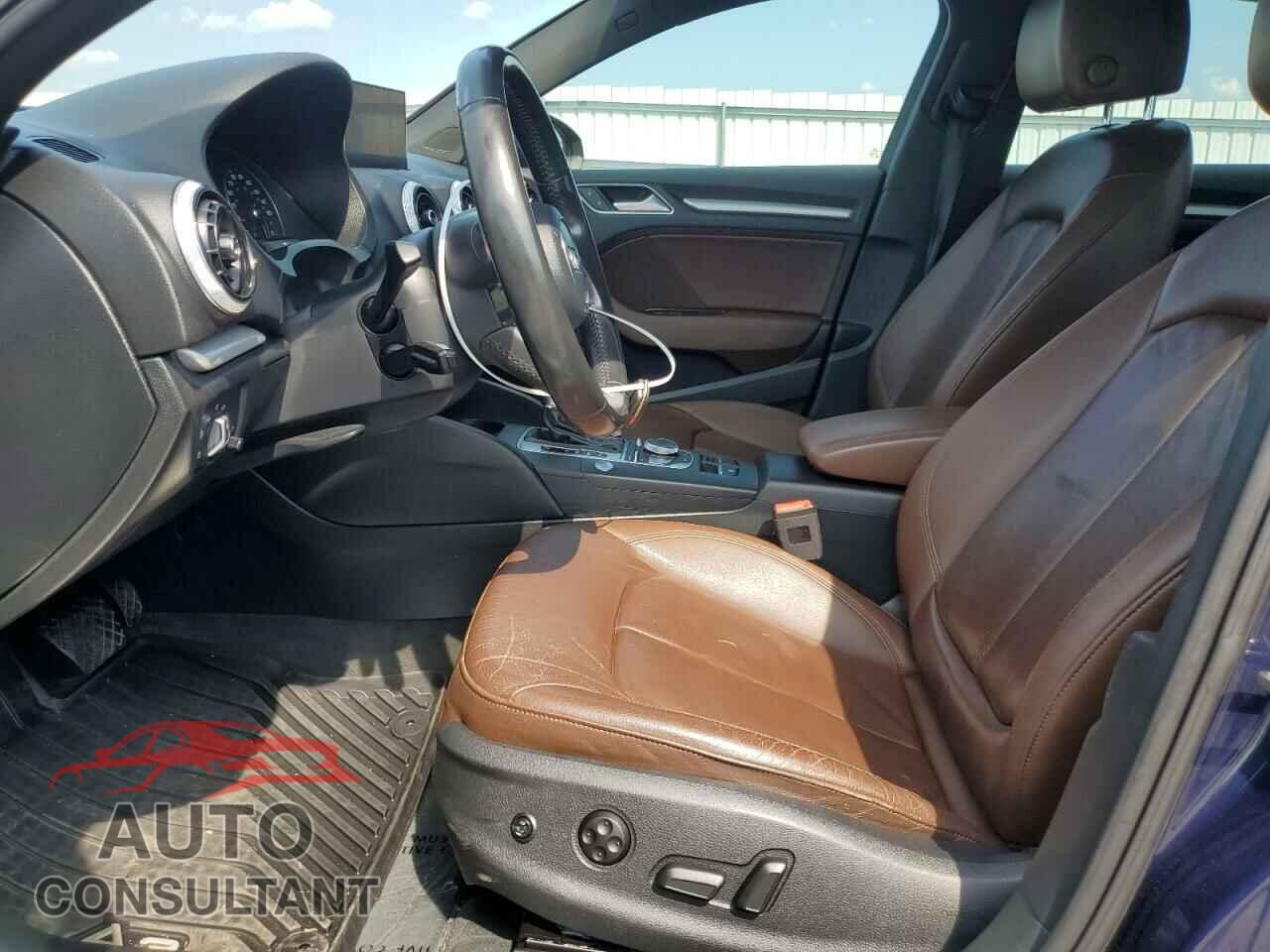 AUDI A3 2017 - WAUAUGFF5H1028229