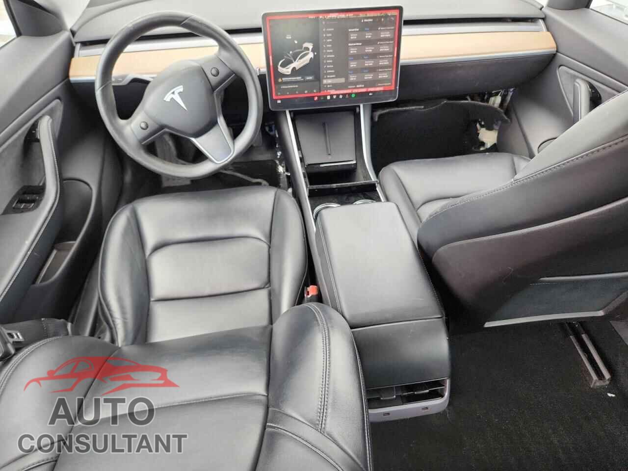 TESLA MODEL 3 2019 - 5YJ3E1EA3KF484319