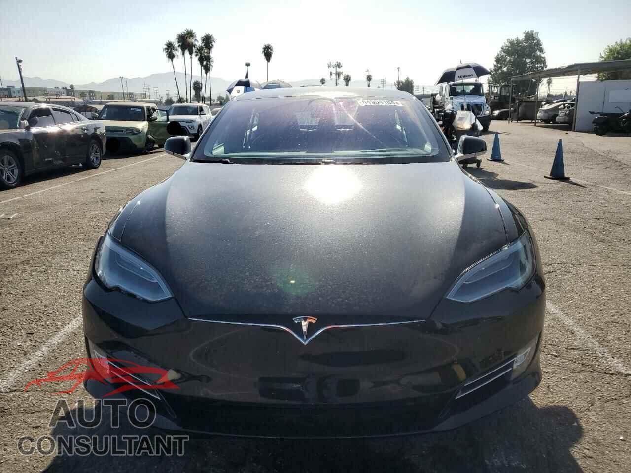 TESLA MODEL S 2019 - 5YJSA1E23KF304076