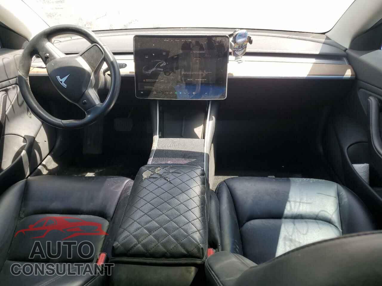 TESLA MODEL 3 2018 - 5YJ3E1EB9JF104200