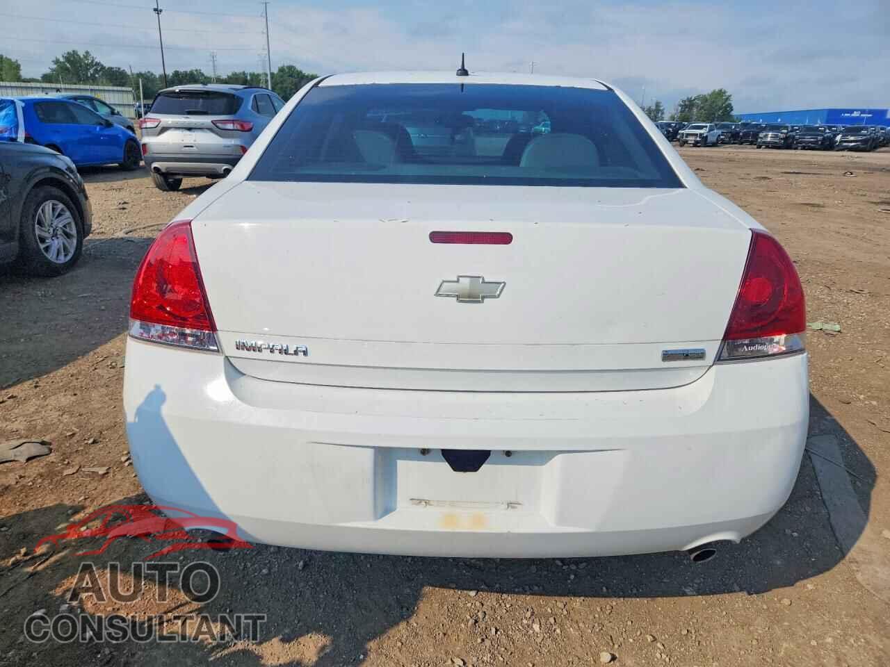 CHEVROLET IMPALA 2013 - 2G1WF5E34D1102185