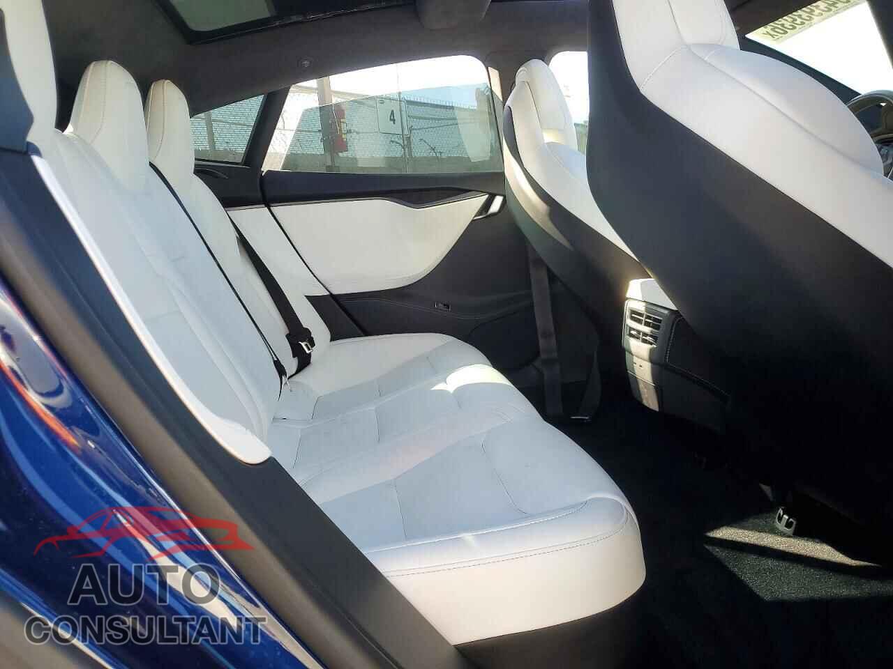 TESLA MODEL S 2018 - 5YJSA1E25JF276702