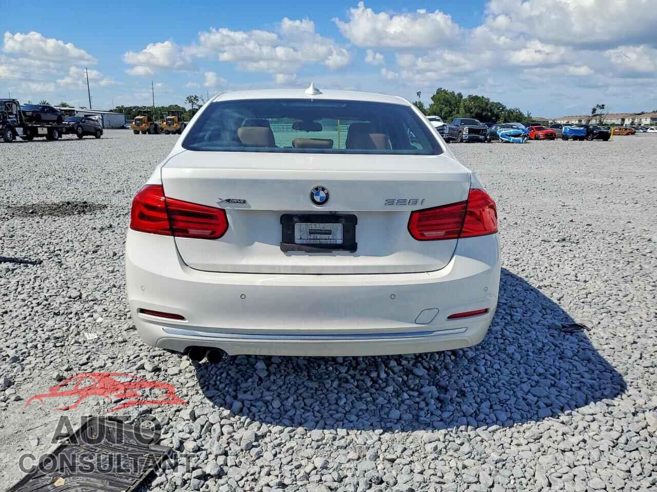 BMW 3 SERIES 2016 - WBA8E3G58GNU05900