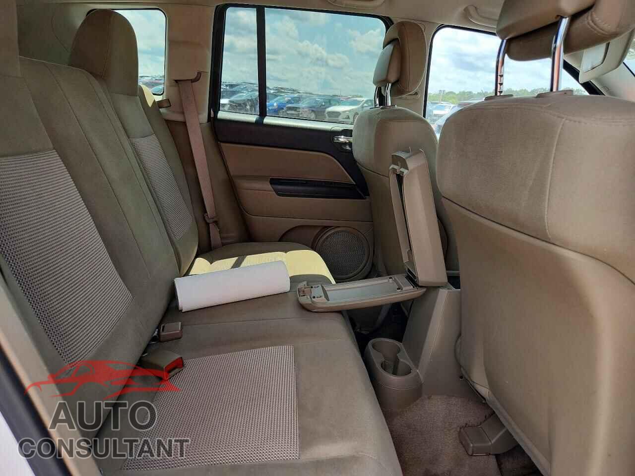 JEEP COMPASS 2012 - 1C4NJCBA2CD677171