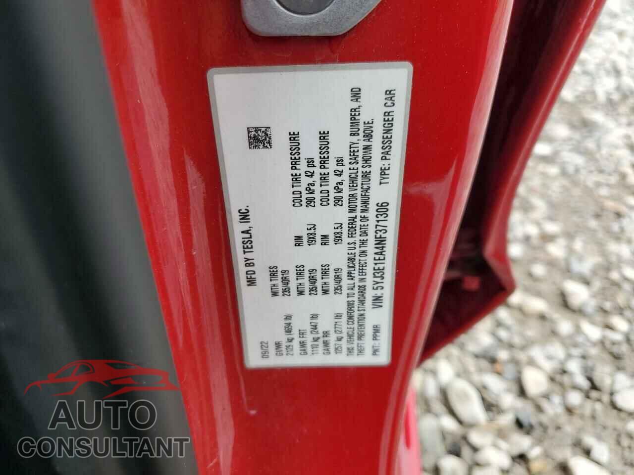 TESLA MODEL 3 2022 - 5YJ3E1EA4NF371306