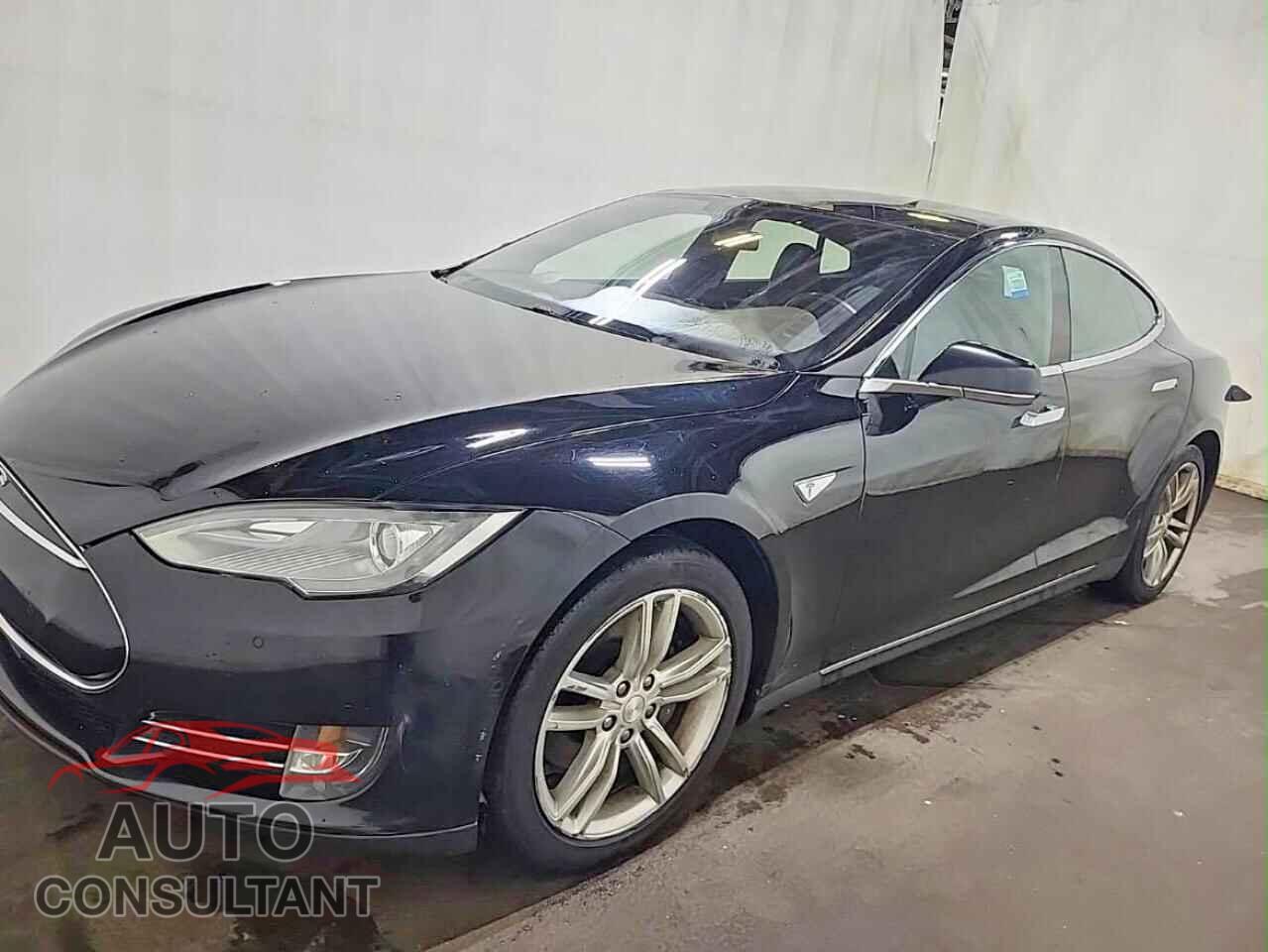TESLA MODEL S 2015 - 5YJSA1H1XFFP78583