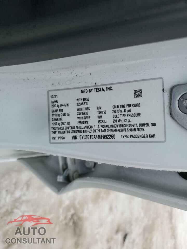 TESLA MODEL 3 2021 - 5YJ3E1EA4MF092260