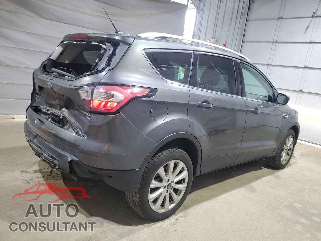 FORD ESCAPE 2017 - 1FMCU9JD2HUD32383