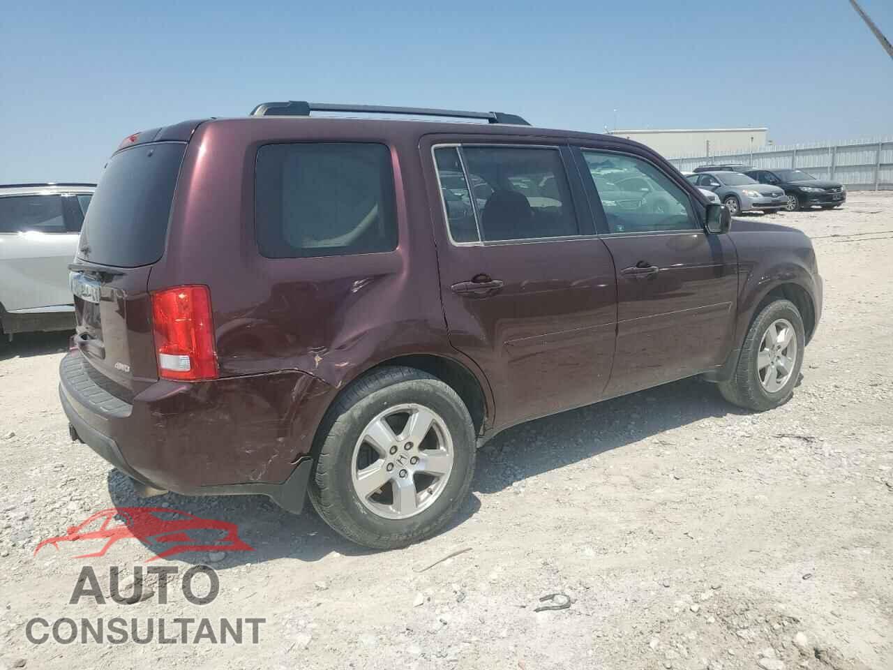 HONDA PILOT 2011 - 5FNYF4H65BB079977