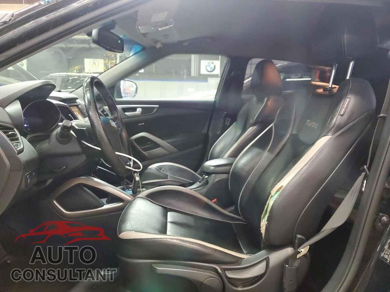 HYUNDAI VELOSTER 2013 - KMHTC6AE2DU166970
