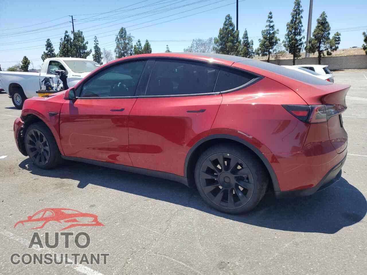 TESLA MODEL Y 2023 - 7SAYGAEE0PF638398