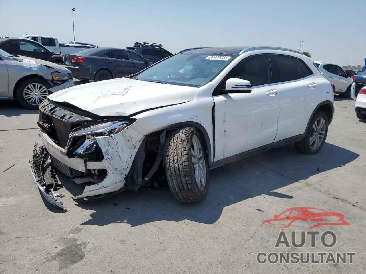 MERCEDES-BENZ GLA-CLASS 2019 - WDCTG4GB3KJ583002