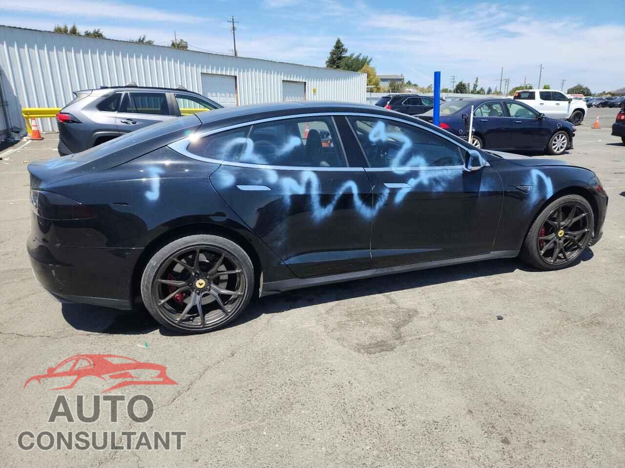 TESLA MODEL S 2013 - 5YJSA1CN0DFP05147
