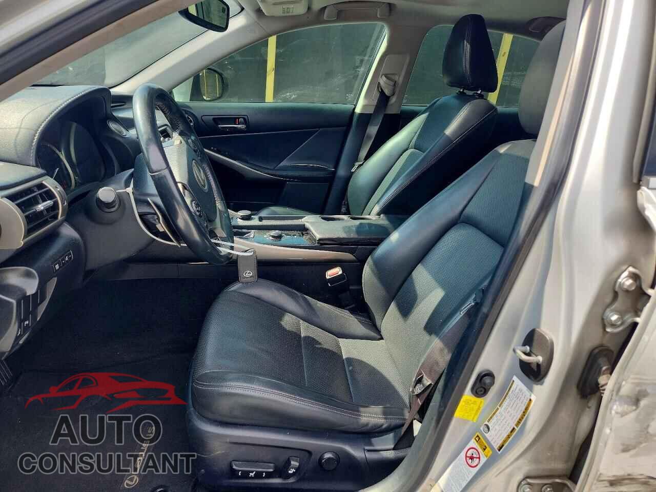 LEXUS IS 2014 - JTHBF1D26E5009402