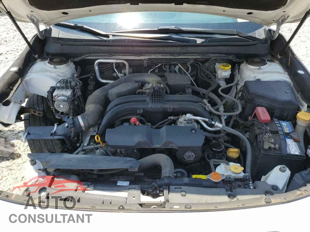 SUBARU OUTBACK 2018 - 4S4BSAFC4J3207772