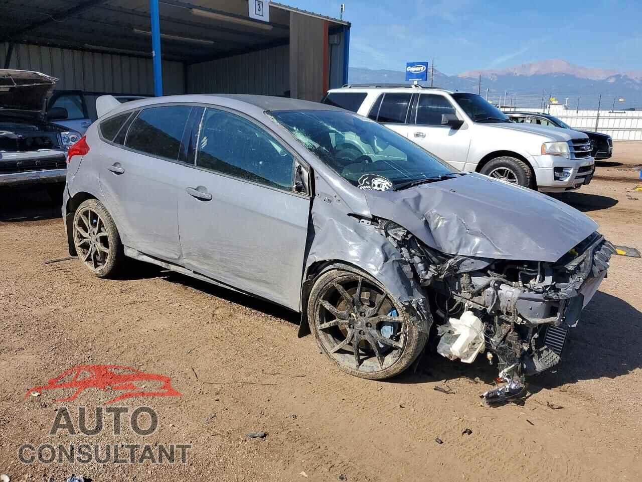 FORD FOCUS 2016 - WF0DP3TH0G4116864