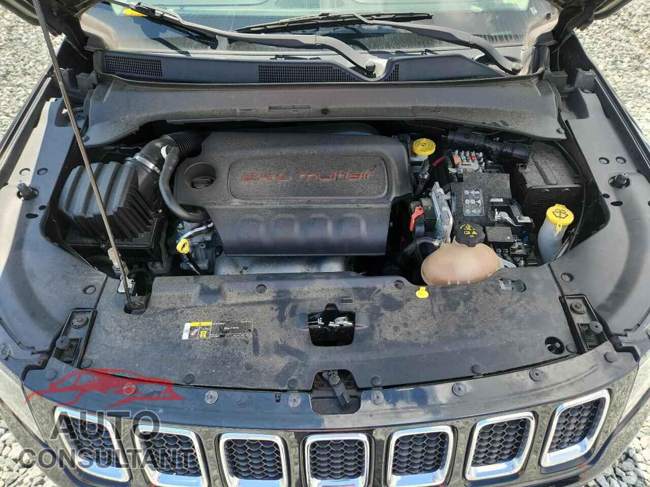 JEEP COMPASS 2018 - 3C4NJDBB1JT108141