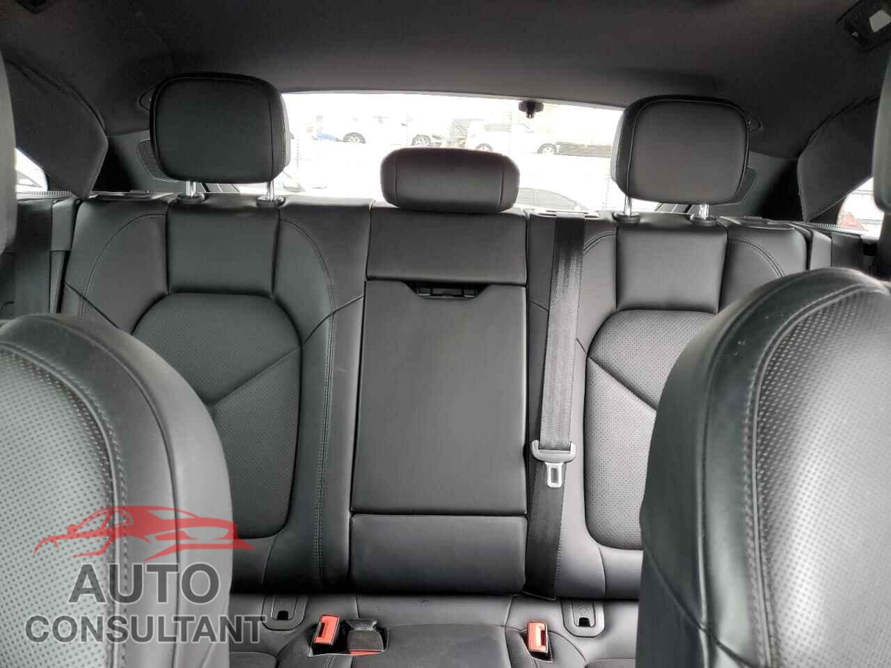 PORSCHE MACAN 2017 - WP1AA2A53HLB03543