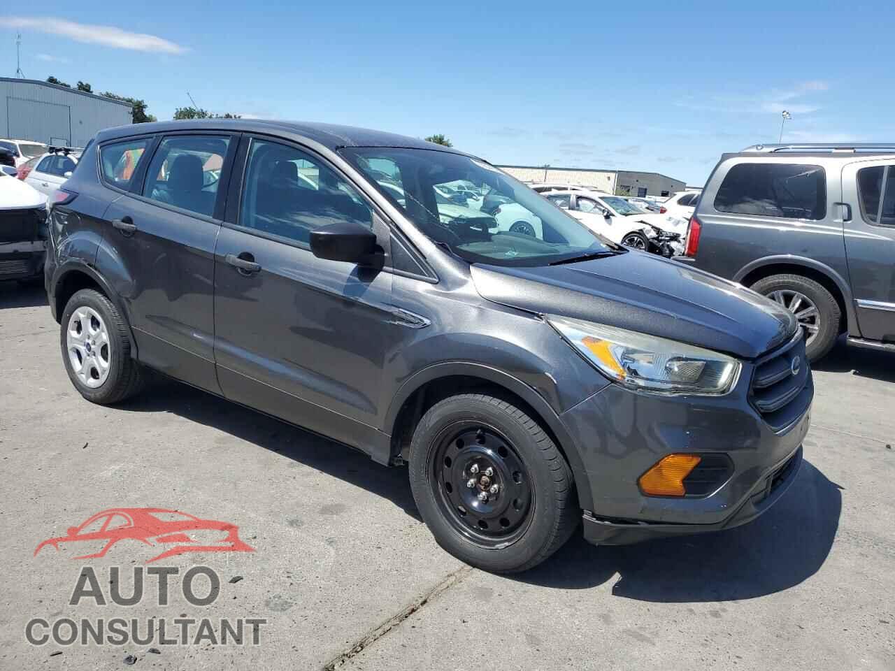 FORD ESCAPE 2017 - 1FMCU0F73HUB45166