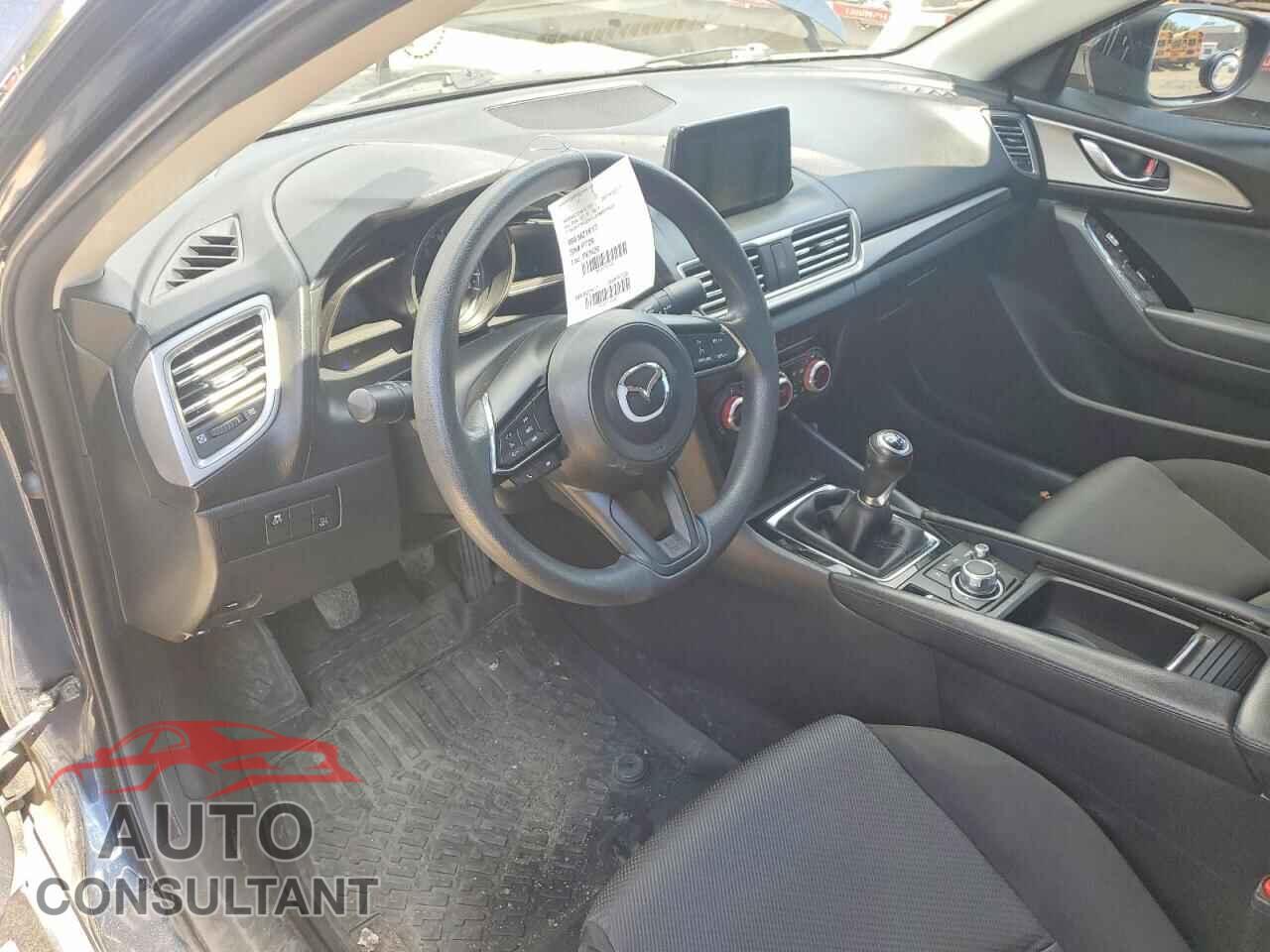 MAZDA 3 2017 - 3MZBN1U72HM127927