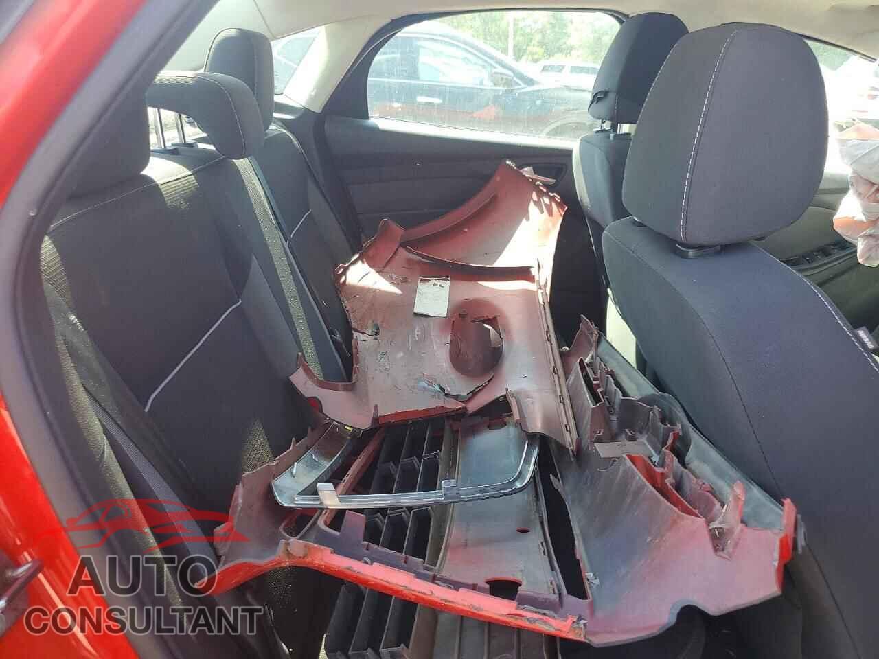 FORD FOCUS 2013 - 1FADP3F26DL279066