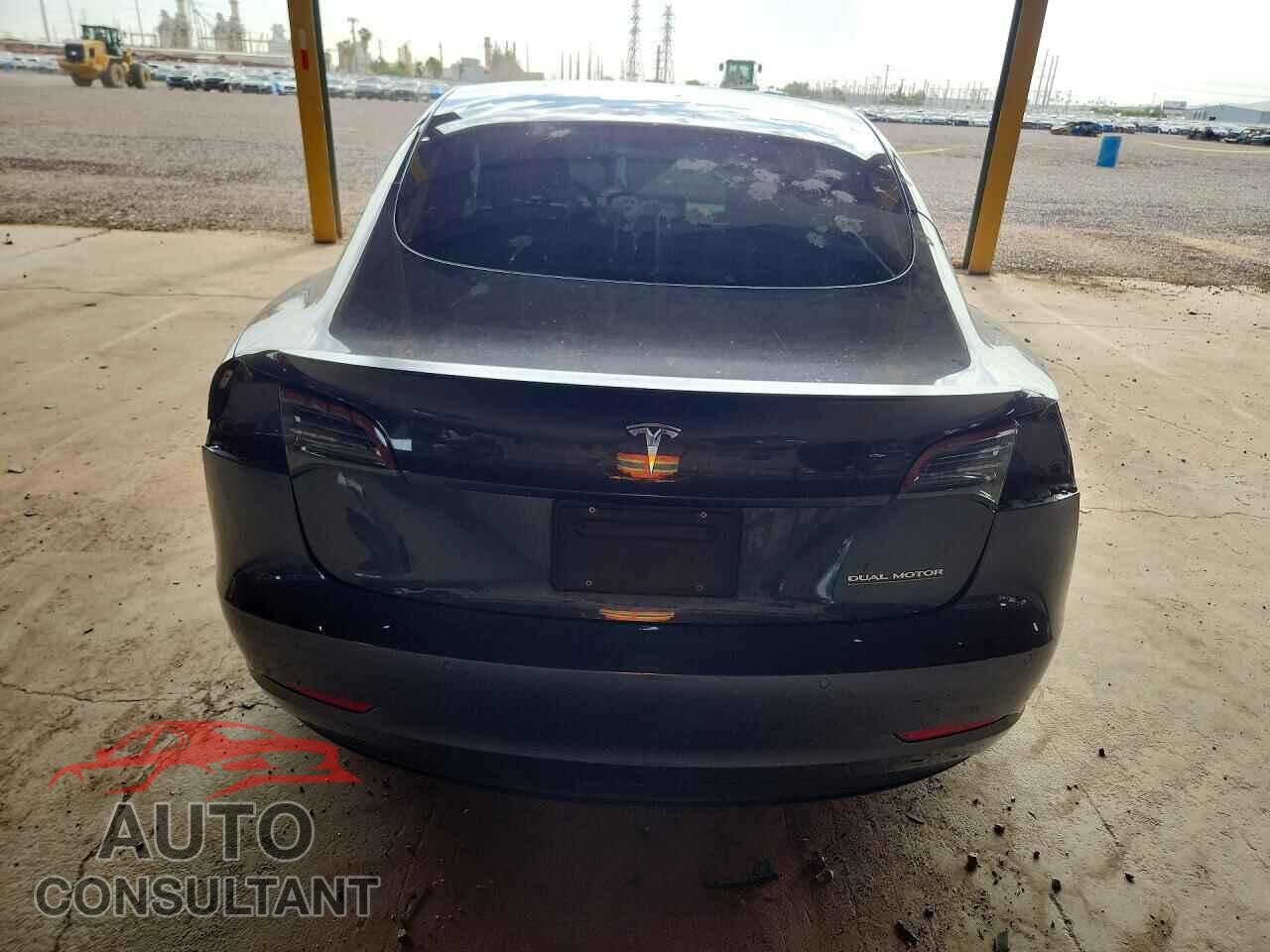 TESLA MODEL 3 2022 - 5YJ3E1EC8NF113663