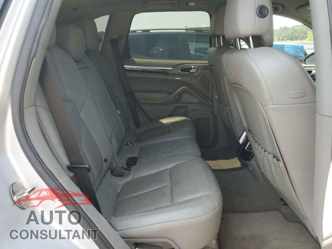 PORSCHE CAYENNE 2012 - WP1AA2A20CLA02295