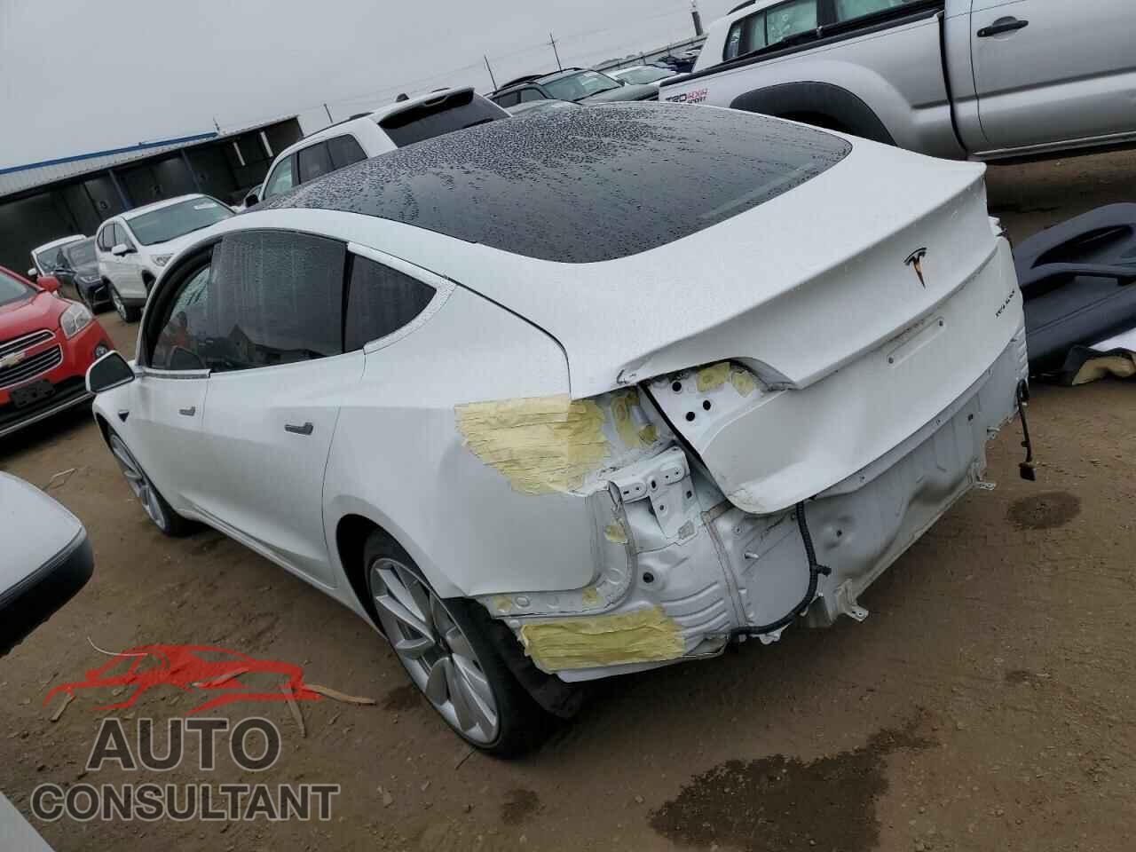 TESLA MODEL 3 2019 - 5YJ3E1EB0KF512778