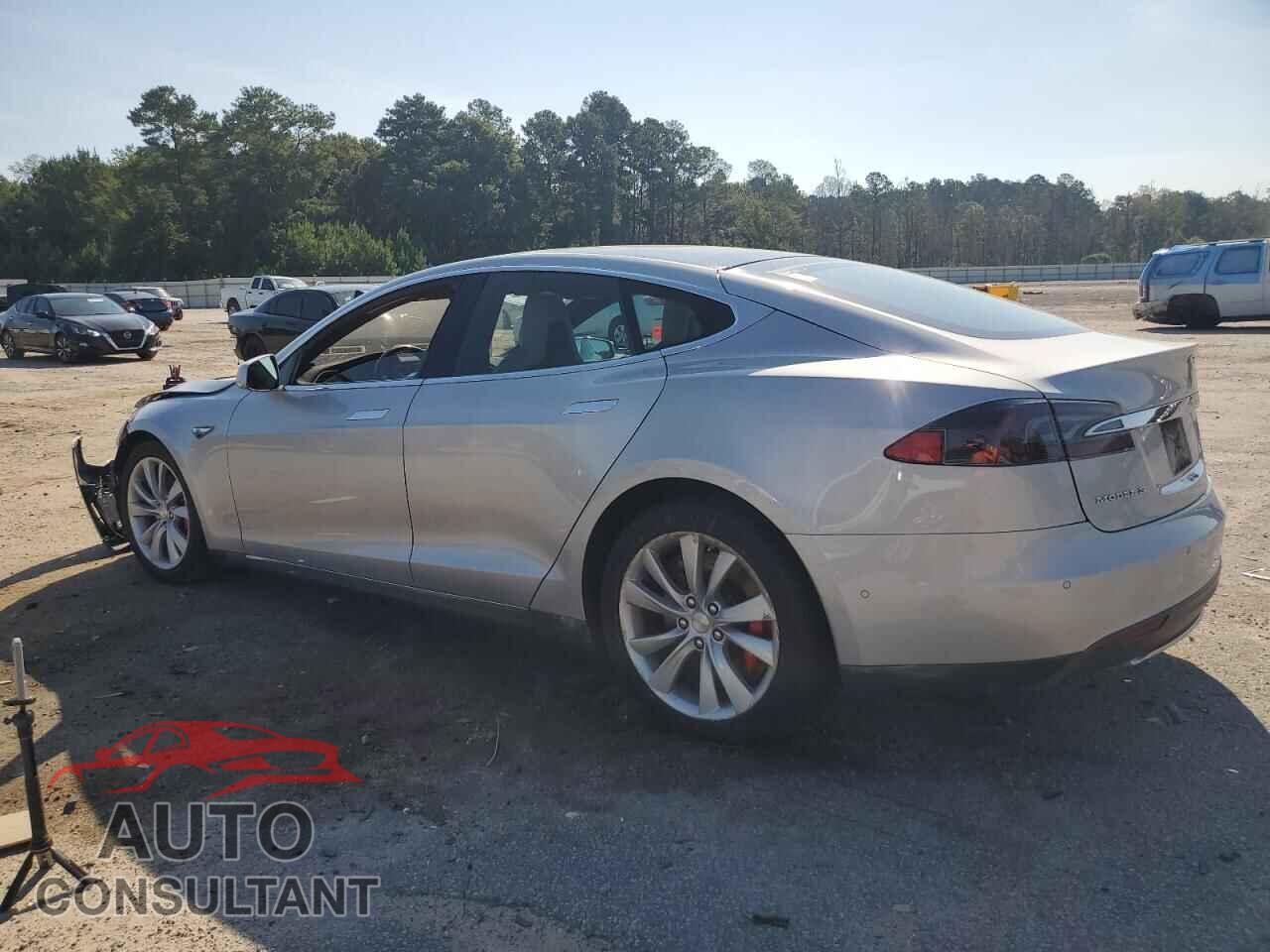 TESLA MODEL S 2015 - 5YJSA1H42FF085162
