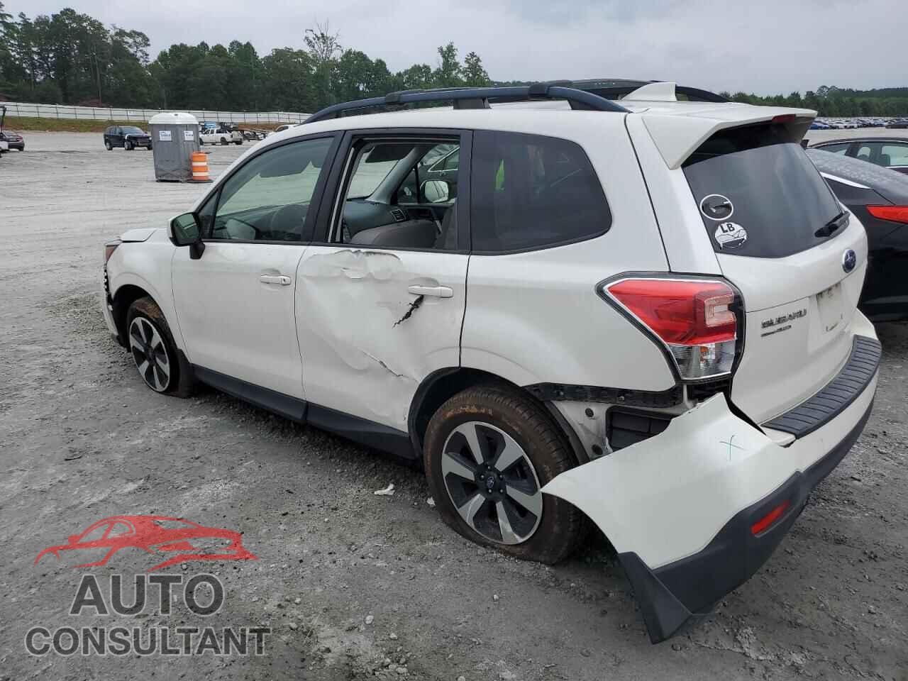 SUBARU FORESTER 2018 - JF2SJAGC8JH475444