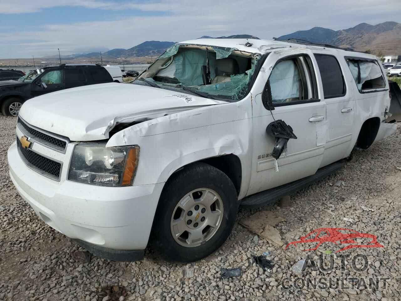 CHEVROLET SUBURBAN 2014 - 1GNSCJE0XER136998