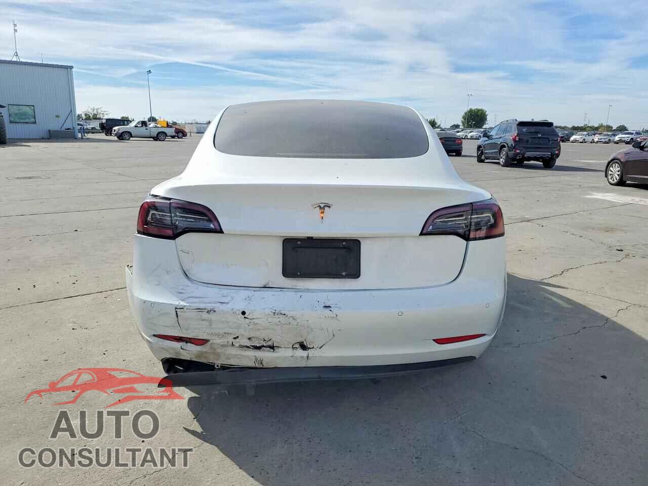 TESLA MODEL 3 2022 - 5YJ3E1EA1NF297570