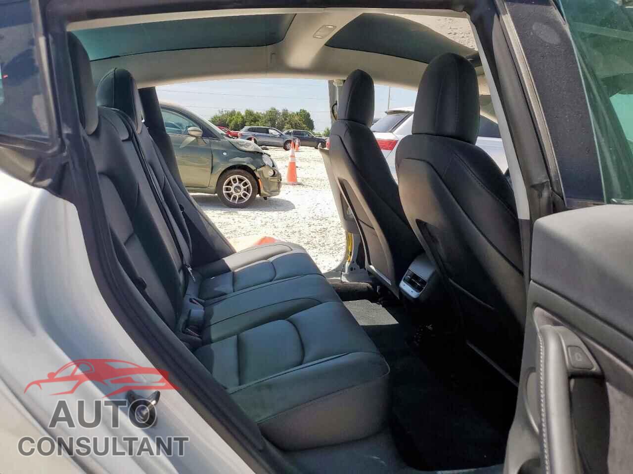 TESLA MODEL 3 2023 - 5YJ3E1EC5PF483441