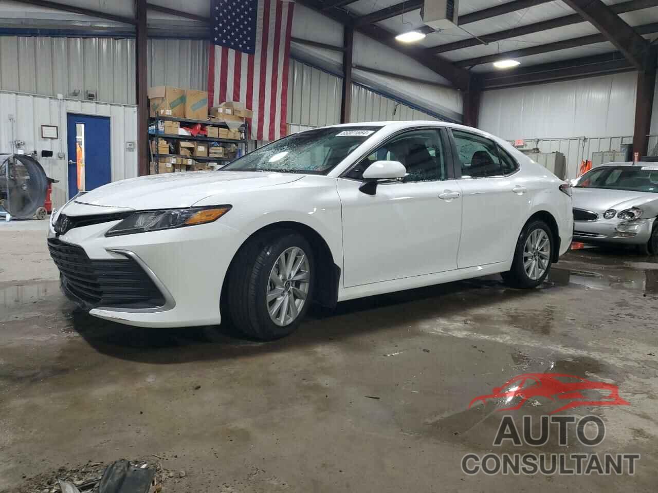 TOYOTA CAMRY 2023 - 4T1C11AK5PU820718