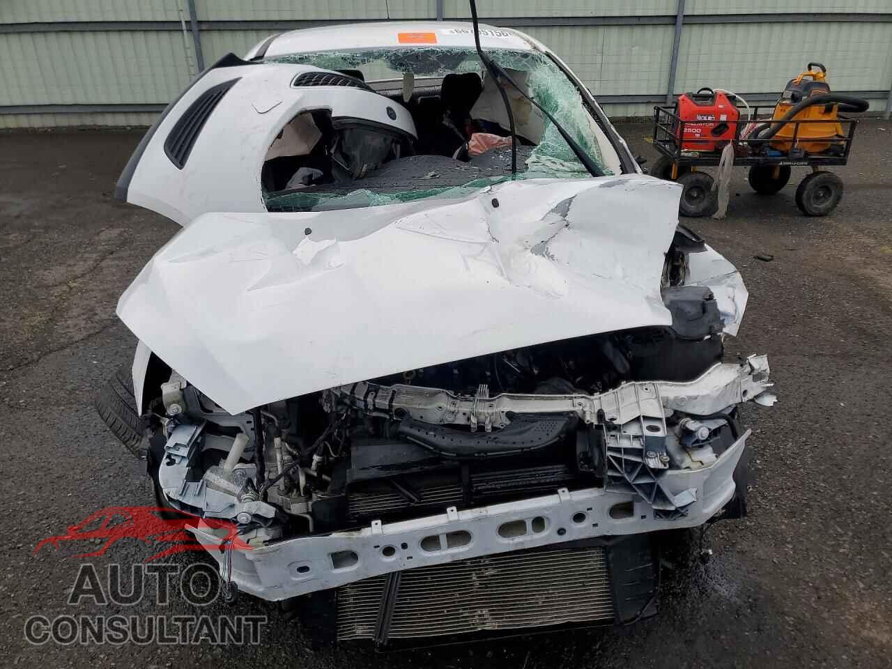 FORD FOCUS 2016 - 1FADP3F28GL342639