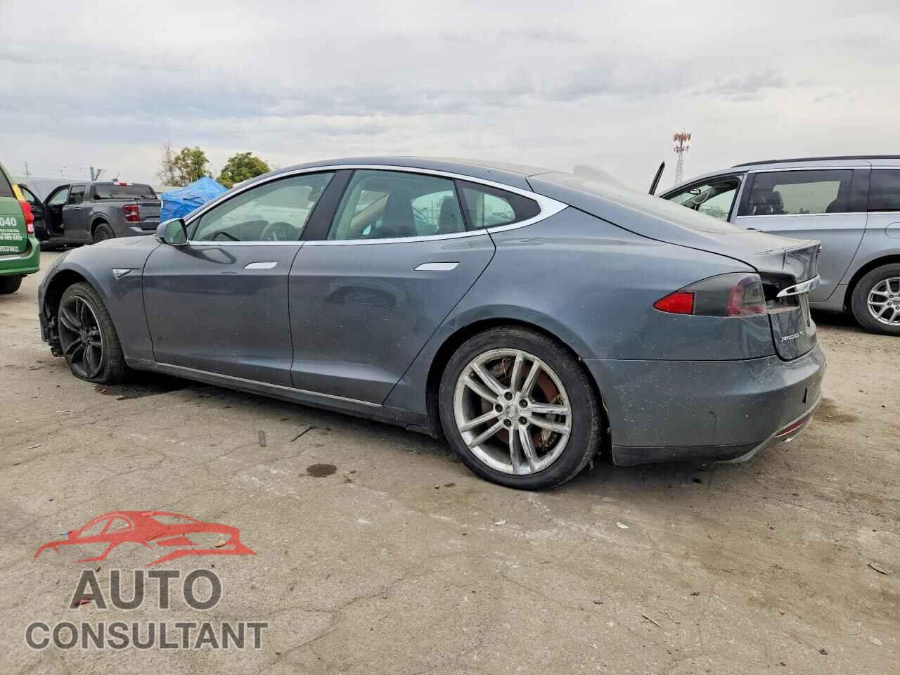 TESLA MODEL S 2013 - 5YJSA1CNXDFP28886
