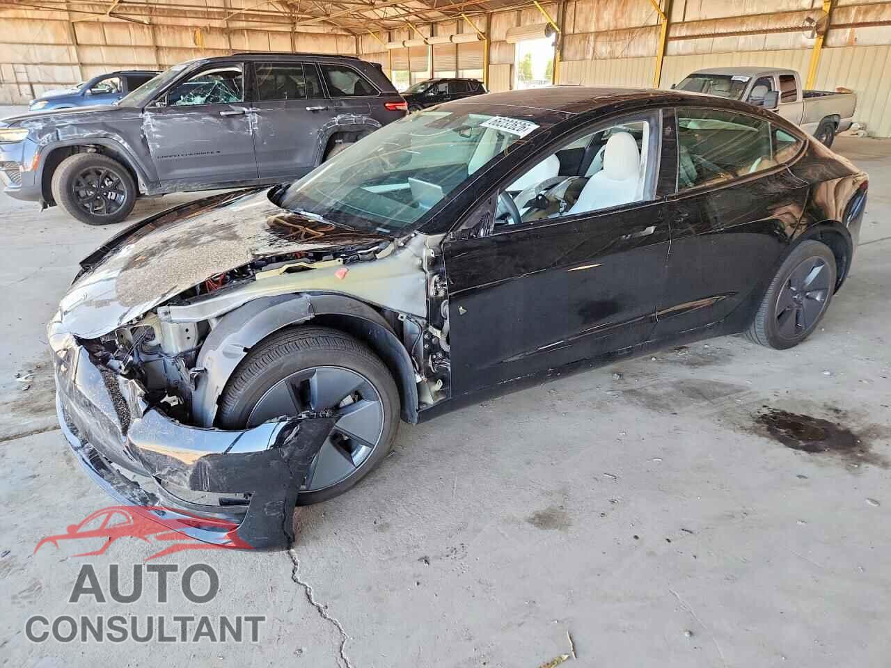 TESLA MODEL 3 2023 - 5YJ3E1EA0PF586233