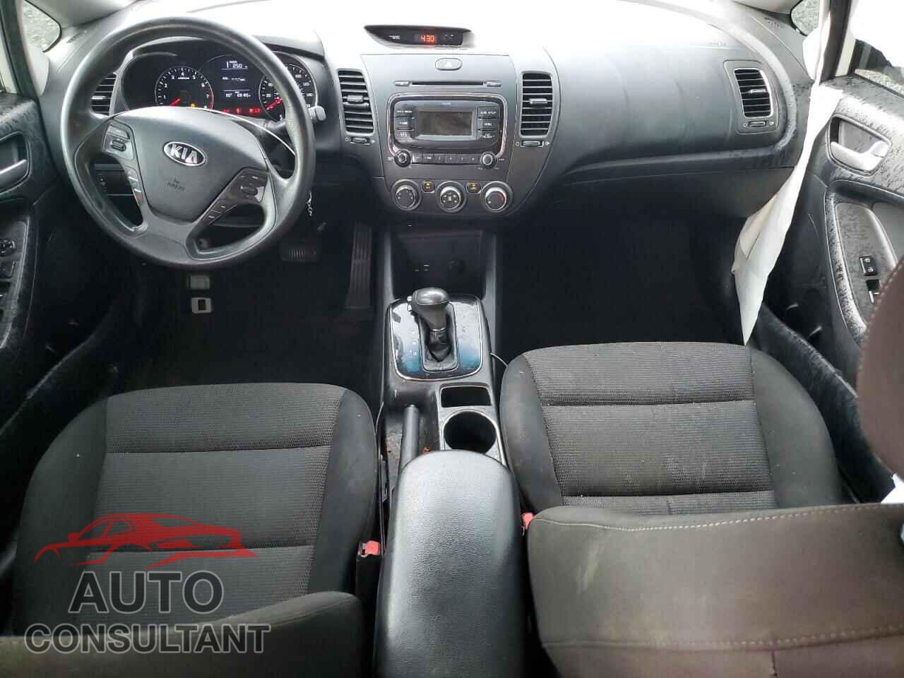 KIA FORTE 2017 - 3KPFK4A7XHE075959