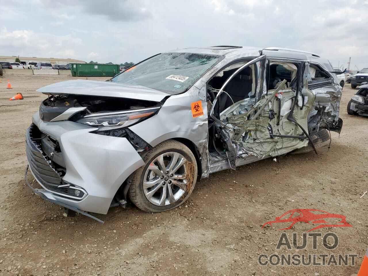 TOYOTA SIENNA 2023 - 5TDERKECXPS160811