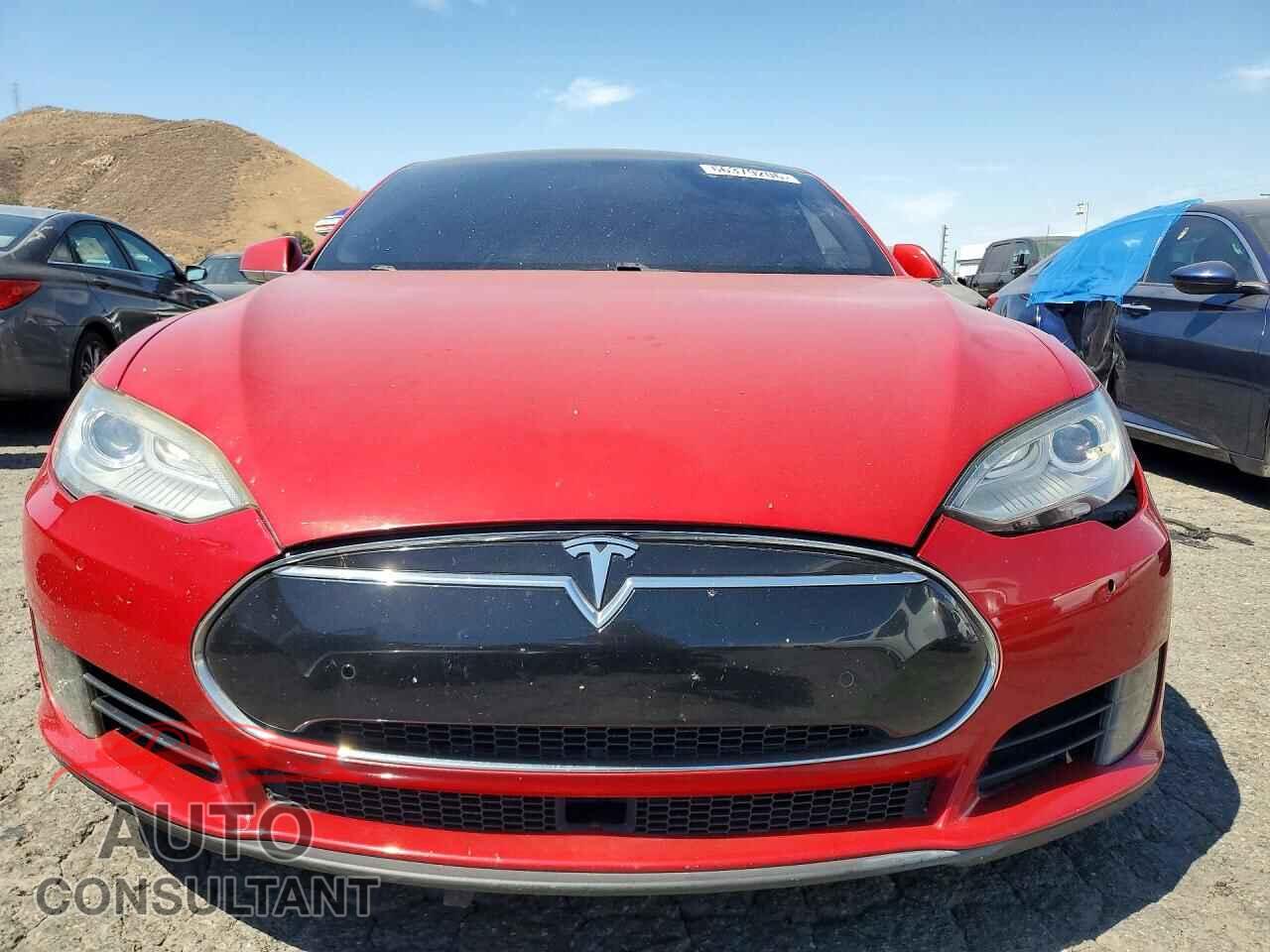 TESLA MODEL S 2014 - 5YJSA1S14EFP29449