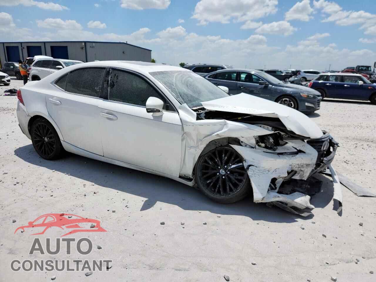 LEXUS IS 2015 - JTHBF1D22F5052782