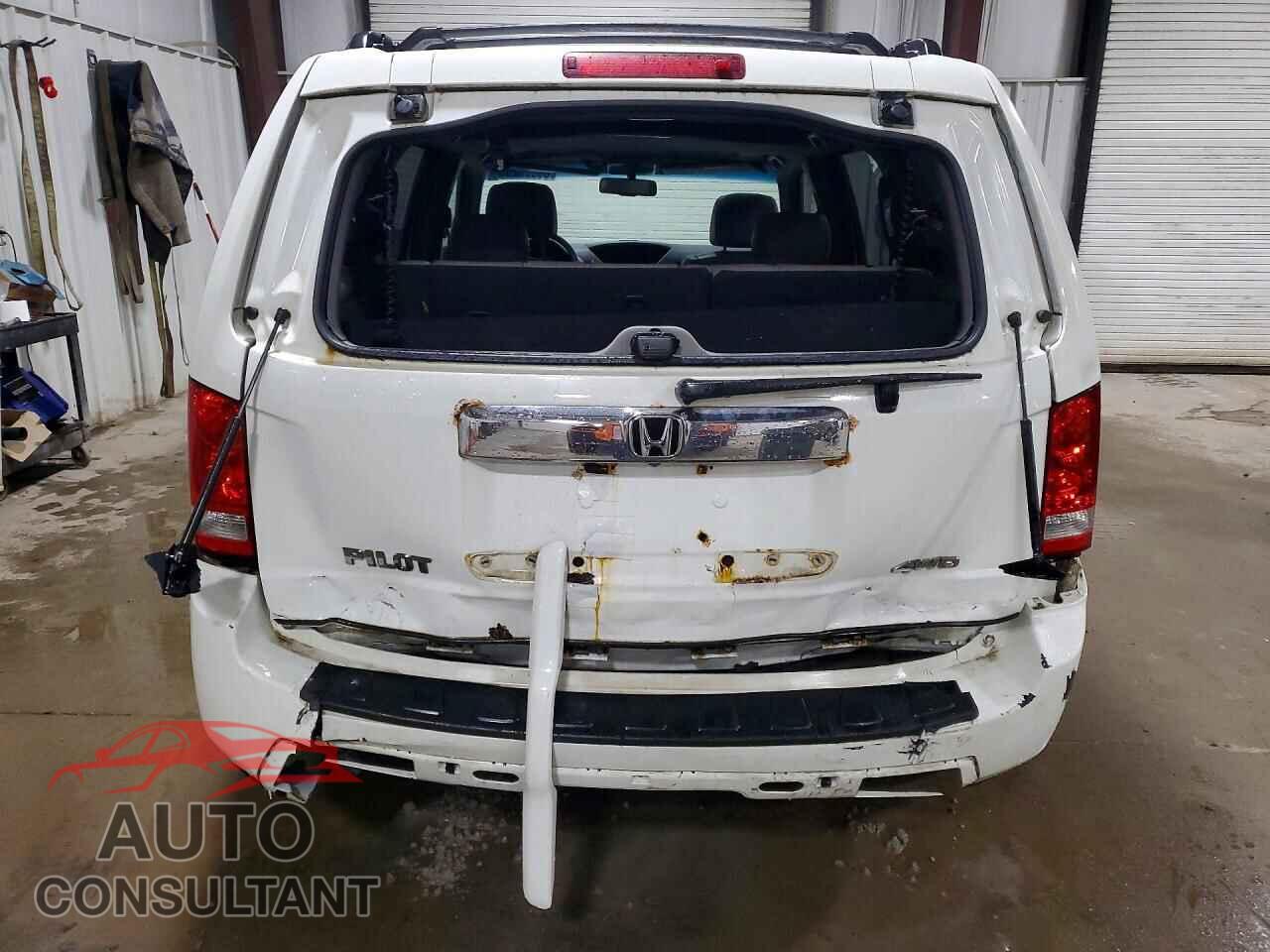 HONDA PILOT 2011 - 5FNYF4H59BB079049