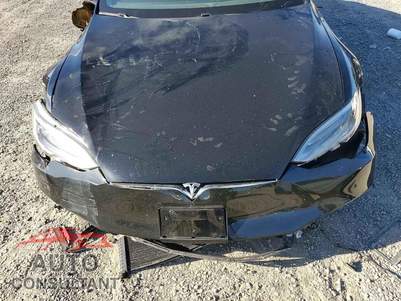 TESLA MODEL S 2021 - 5YJSA1E28MF427228