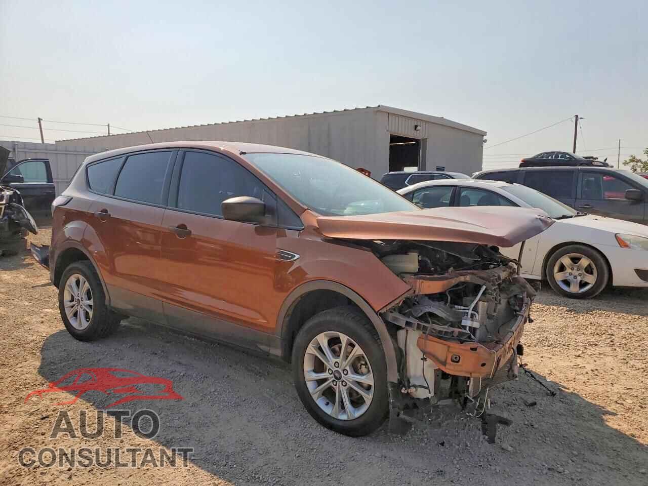 FORD ESCAPE 2017 - 1FMCU0F73HUE07865
