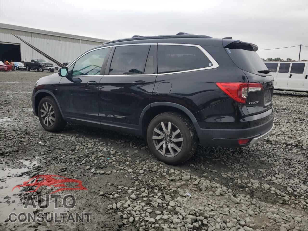 HONDA PILOT 2020 - 5FNYF6H56LB026287