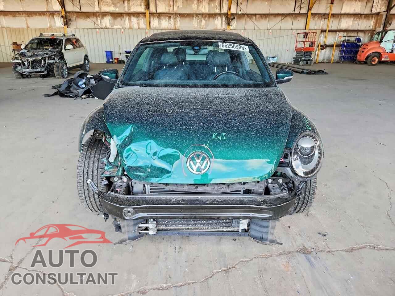 VOLKSWAGEN BEETLE 2017 - 3VWJ17AT2HM618655