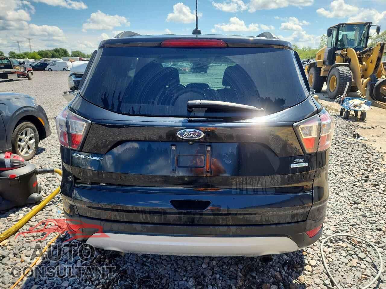 FORD ESCAPE 2017 - 1FMCU0GD7HUB01188